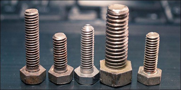 مقایسه پیچ و مهره داکرومات واستیل