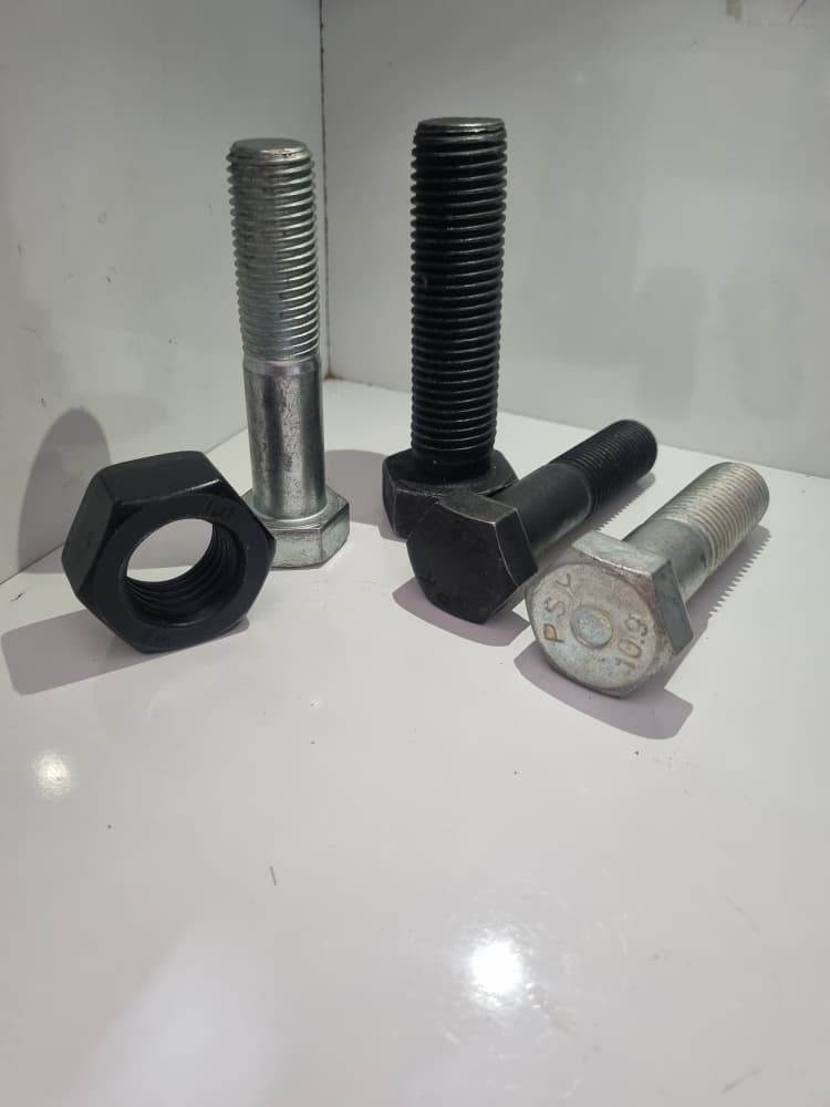 عکس پیچ ومهره سوله